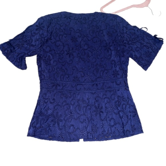 NWT Ecru Navy Blue Eyelet Women Top- Smal - Picture 5 of 9